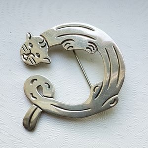 CAT LOVERS 925 Silver Brooch.